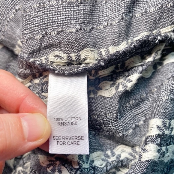 Cato Bohemian Short Puff Sleeve Floral Gray Women's Top - Picture 12 of 12